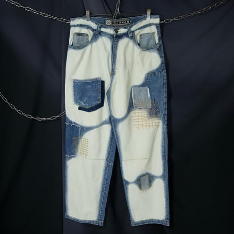 noiz JEANS Russia made Rebuild Multi Pockets Stitched Embroidery Bleached Baggy White Denim