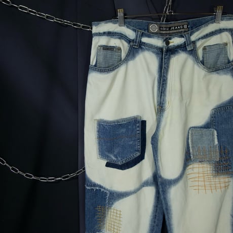 noiz JEANS Russia made Rebuild Multi Pockets Stitched Embroidery Bleached Baggy White Denim