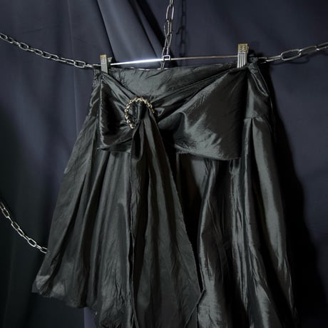 USED Deformation Design Medium Length Balloon Shiny Skirt