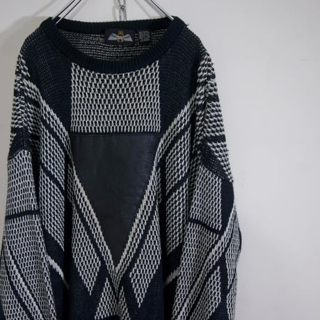 USED Geometric Patterns Lether Switching Knit