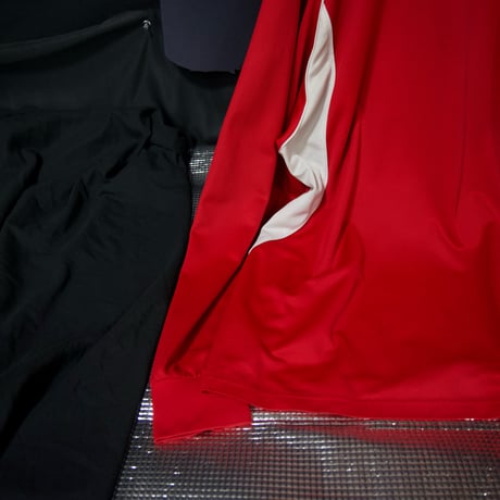 00s c2005 Adidas “Intial ULTRAMAN Color” Center PerformanceLogo Embroidery Football L/S Uniform Tee