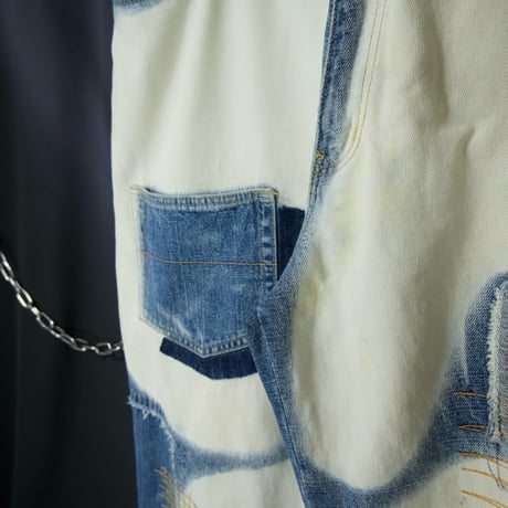 noiz JEANS Russia made Rebuild Multi Pockets Stitched Embroidery Bleached Baggy White Denim