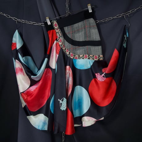 14AW TSUMORICHISATO Moon Dots GlenCheck Flower FullGraphic Silk 100% Tucks Flare Draping Midi Skirts