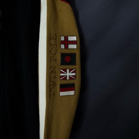 MadYoungGeographic Embroidery Design Acrylic HighNeck FullZip Drivers Knit