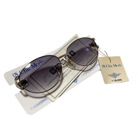 Chic Mode DeadStock Oval Design Sunglasses