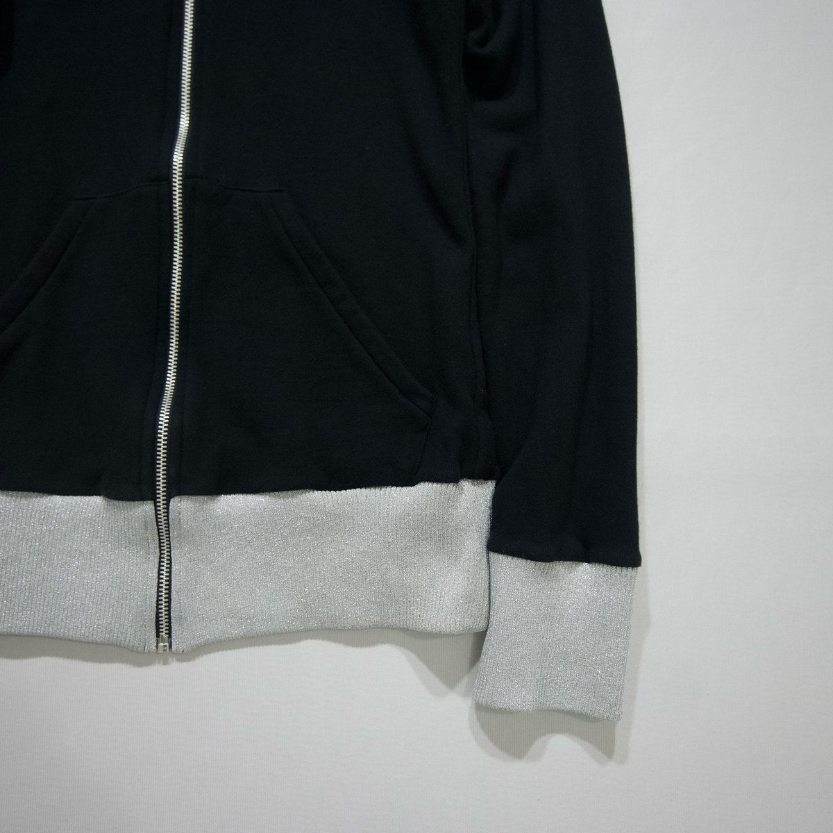 yaponskii Switching Material Track Jacket | HOW