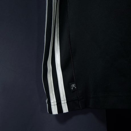00s (c2007) Adidas Deformation Three Stripe Line Switching Center Embroidery No Sleeves Tee