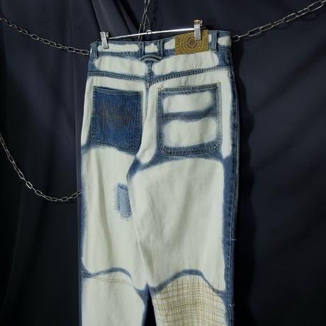 noiz JEANS Russia made Rebuild Multi Pockets Stitched Embroidery Bleached Baggy White Denim