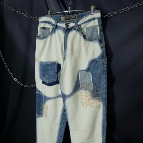 noiz JEANS Russia made Rebuild Multi Pockets Stitched Embroidery Bleached Baggy White Denim