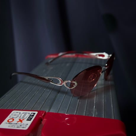 Valentino Christy Paris Oval type Rimless Sunglasses