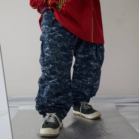 00s (2008) US NAVY NWU Digital Camo Cargo Pants