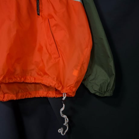 90s c1999 OLDNAVY Russia made “MA-1 Color Switching” Nylon Anorak Jacket/Mountain Hoodie