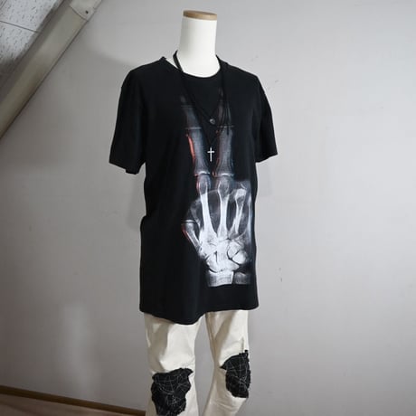 RoentgenBornHandPeaceSkull Design Print T Shirts