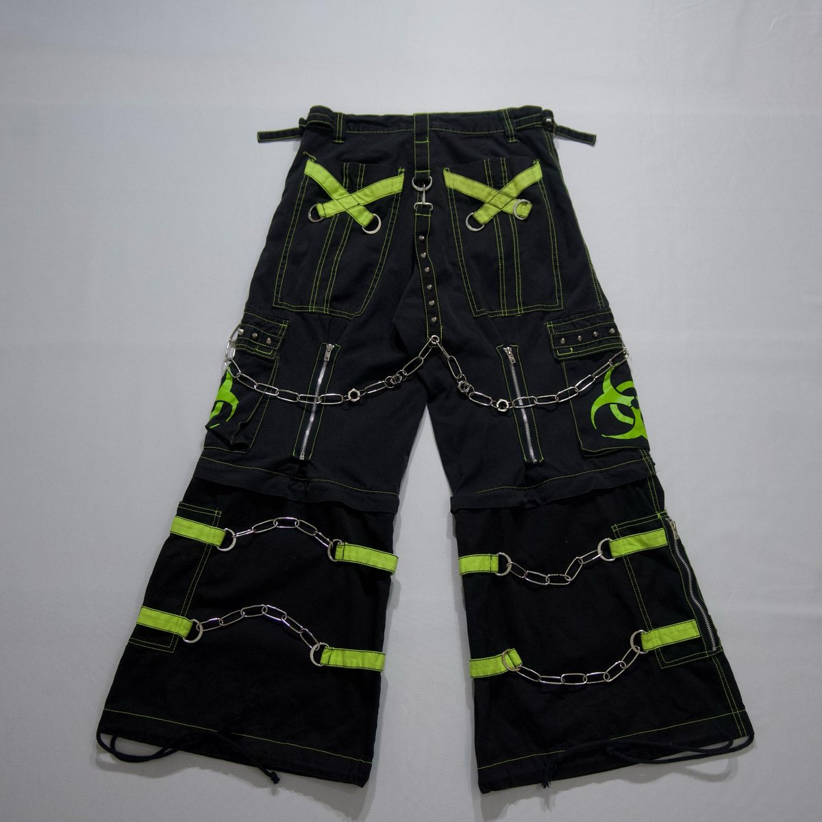 TRIPP nyc バイオハザード カーゴパンツ y2k TRIPP NYC Chains Studs Zip Biohazard Print Deta