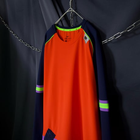 NIKE “Sports Cyber” Acid Psychedelic Color Pocket Gimmick RaglanSleeve L/S Tee