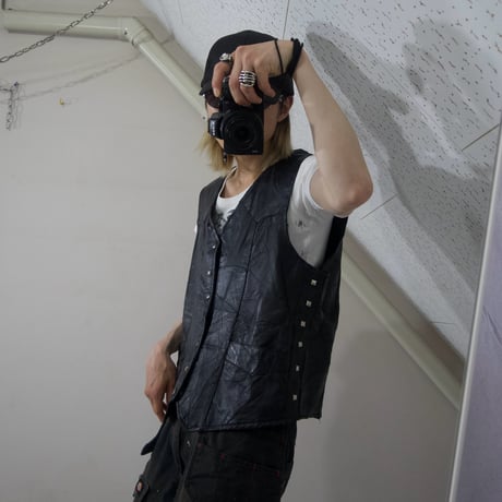 LeatherWorks TSUGIHAGI Studs Custom Leather Vest
