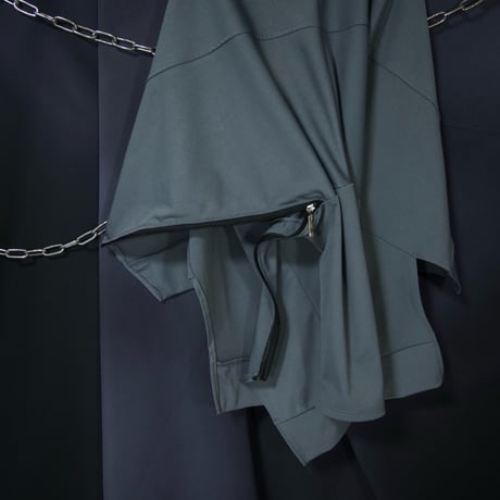 Unknown USED Deformation Cutting Asymmetry DropShoulder/Dolman Sleeve Zipper Gimmick L/S Tee
