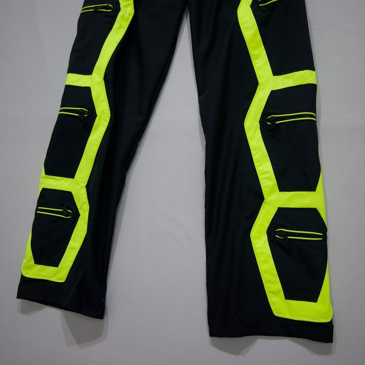 レア✩space tribe y2k gimmick cargo pants レア✩space tribe y2k gimmick cargo pants SPACE TRIBE Zipper