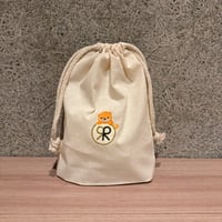 上に乗るカワウソ巾着【サウナ好きのカワウソ×Re:】