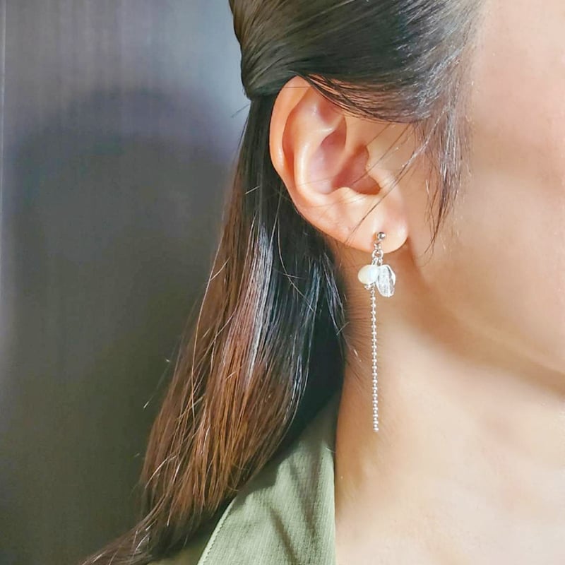 淡水パール × ふわふわタッセル 2wayピアス・イヤリング | Flores 