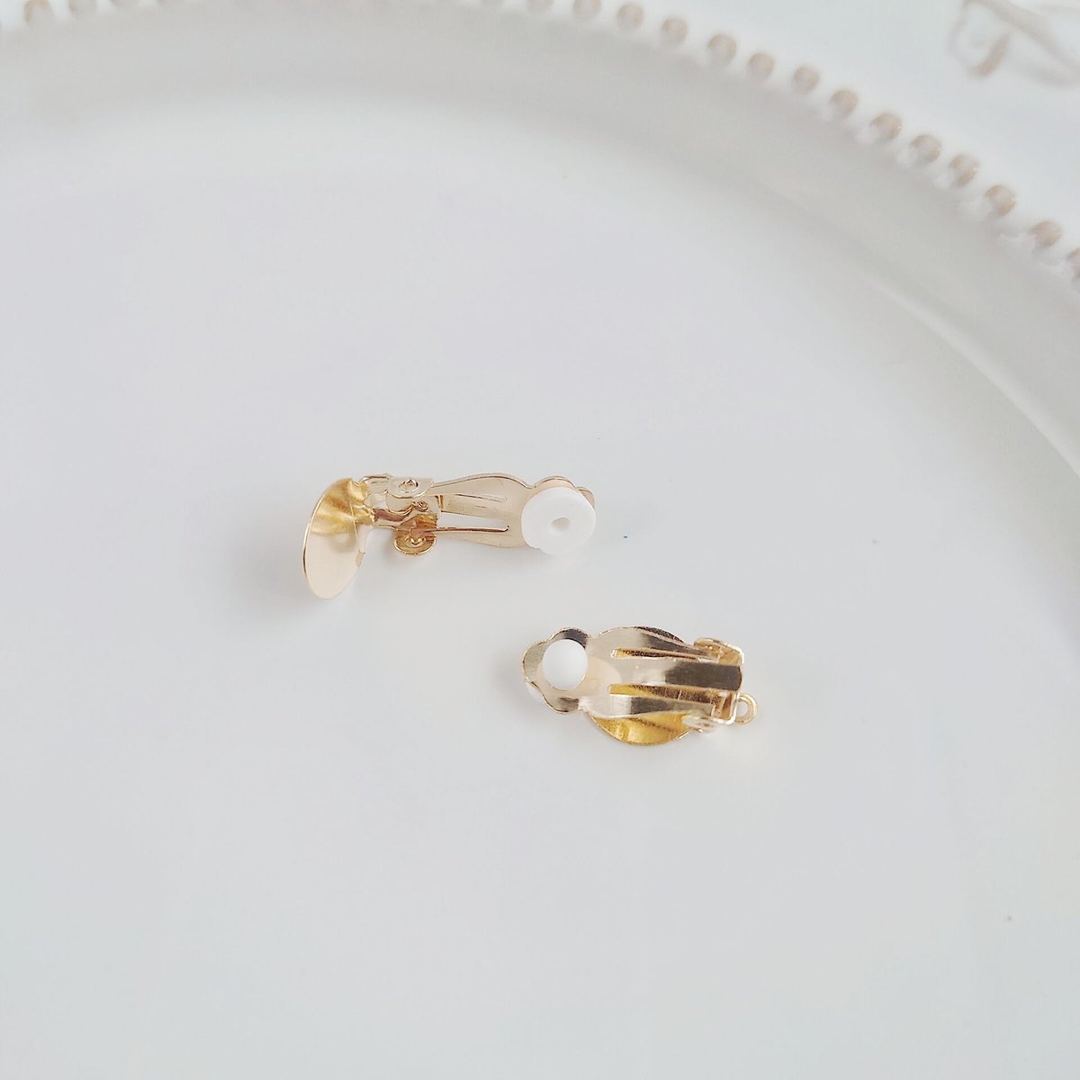 インド刺繍リボンタッセル ピアス・イヤリング モーブピンク | Flores 