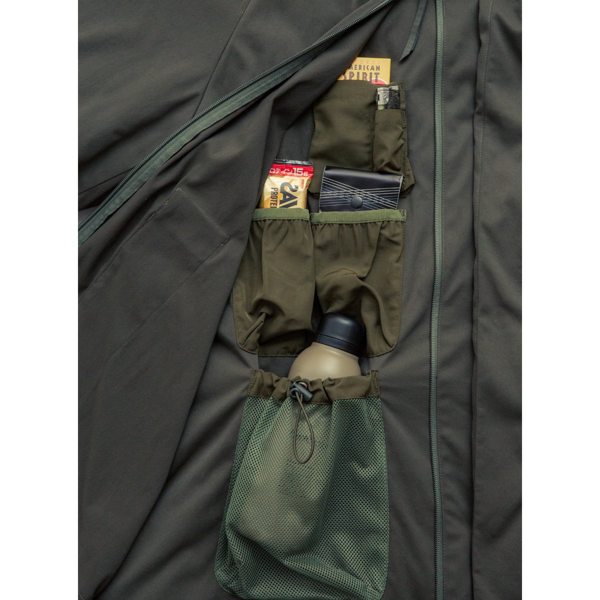 FreshService × HOUYHNHNM shooting coat FreshService® × HOUYHNHNM / UTILITY SHOOTING COAT & SHOOTING CARGO