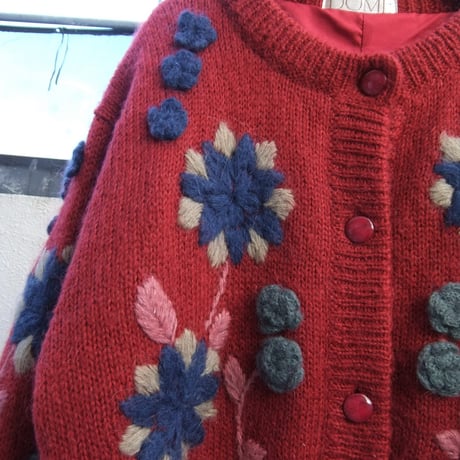 Flower motif knit cardigan
