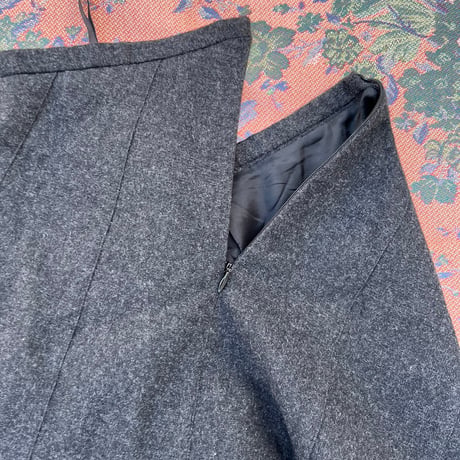 wool skirt