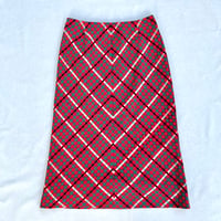 Check pattern skirt