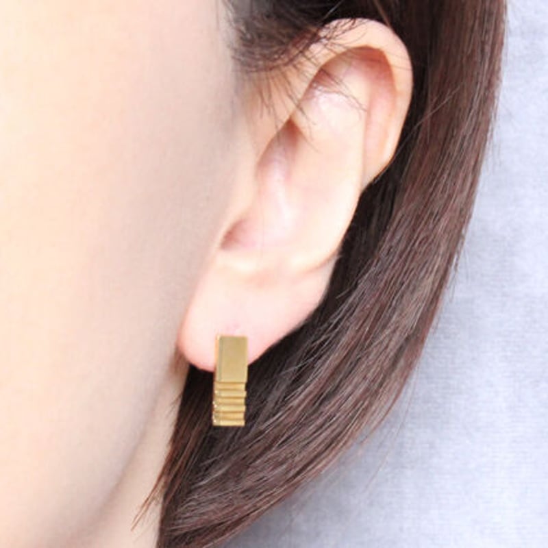 Stripes》 K18 レクタングルピアス// K18 Rectangle Pierce