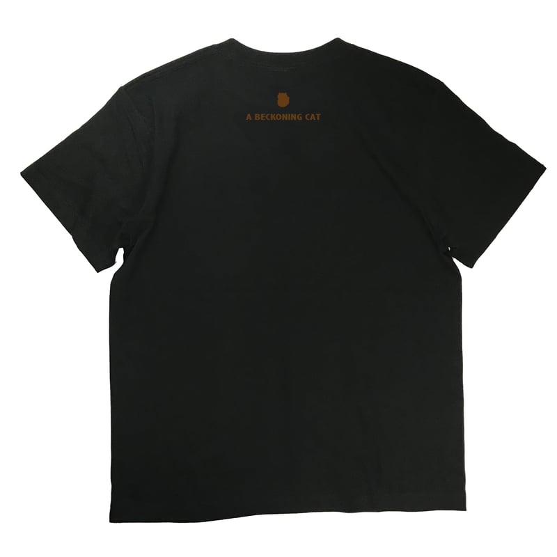 くろねこTシャツ-ブラック（青バラ）半袖Tシャツ | A BECKONING CAT