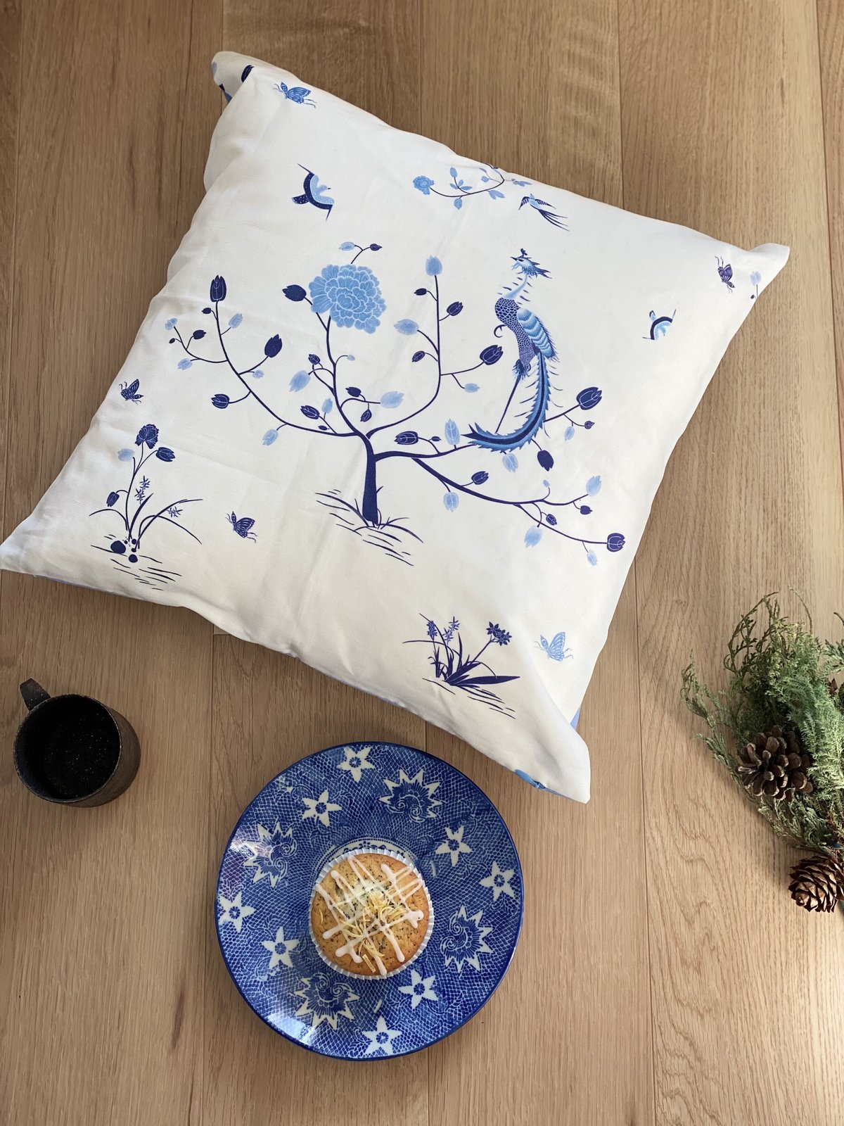 シンガポール　クッションカバー　レア シンガポールのクッションカバー プラナカンブリス（ブルー