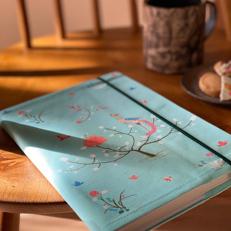 オフィシナリブリス ◆ ノートカバー Amazon | 【オフィシナ・リブリス テキストゥラ・シリーズ