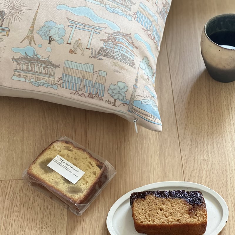 シンガポール　クッションカバー　レア シンガポールのクッションカバー ジャパンインスパイア (ピンク