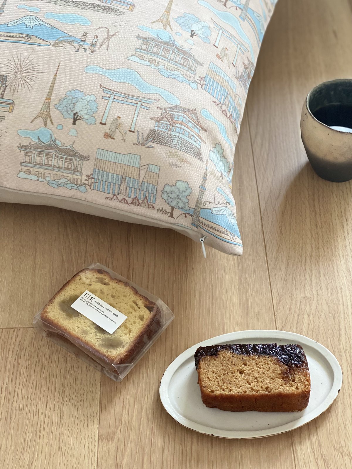 シンガポールのクッションカバー ジャパンインスパイア (ピンク