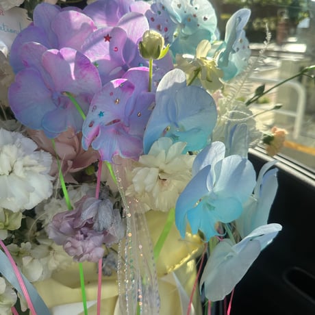 Camille Neo Flower arrangement