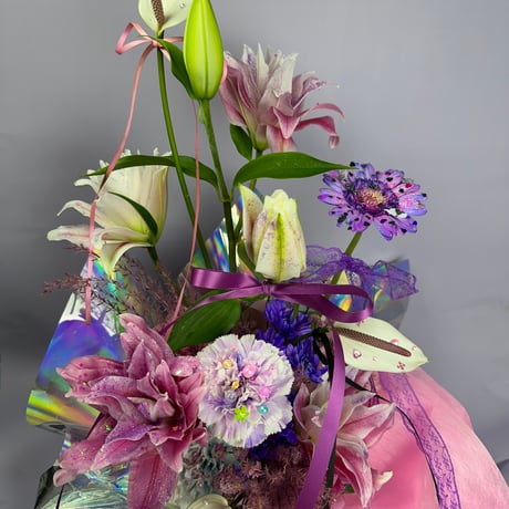 Camille Neo Flower arrangement