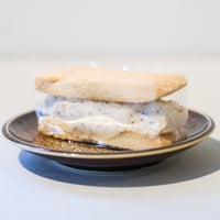 米粉のクッキーサンド【いちじくマスカルポーネ】