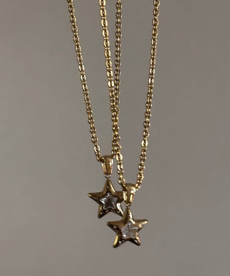 STAR NECKLACE