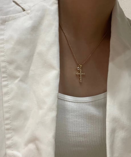 STONE CROSS NECKLACE（GOLD）