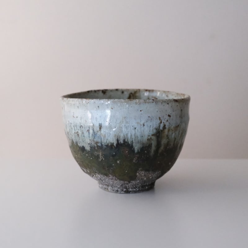 朝鮮　陶器　坐像 4寸マカイ 赤絵 国場陶芸 | ゆいまーる沖縄 ＜Online＞