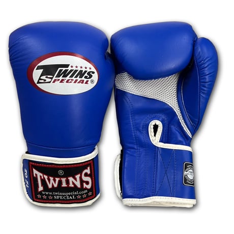 TWINS SPECIAL パンチングミット 青白 楽天市場】twins パンチンググローブの通販