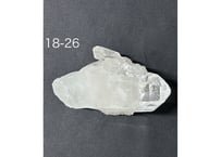 水晶クラスター　ブラジル 産　331.0g     5.5cm×11cm×6.5cm　18-26
