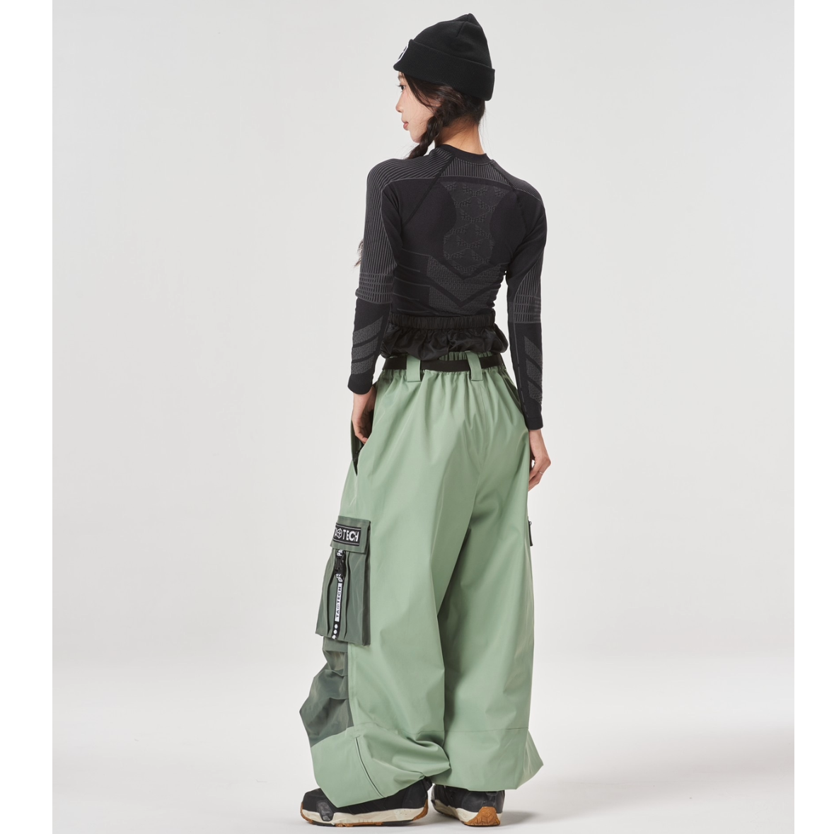 【新品】taotech 2L スノーパンツ ブラック XL 新品】taotech 2L スノーパンツ ブラック XL