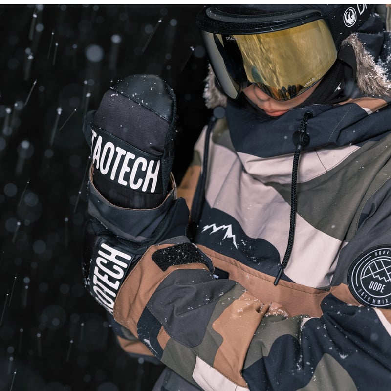 TAO TECH ゴーグルとグローブセット TAO TECH ゴーグルとグローブセット