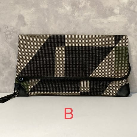 クラッチバッグ