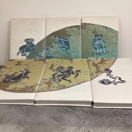 正絹 半幅帯 縮緬地 紫織庵謹製 大正ロマン風 ヒールと帽子 逸品 珍品 正絹 半幅帯 縮緬地 紫織庵謹製 大正ロマン風 ヒールと帽子 逸品