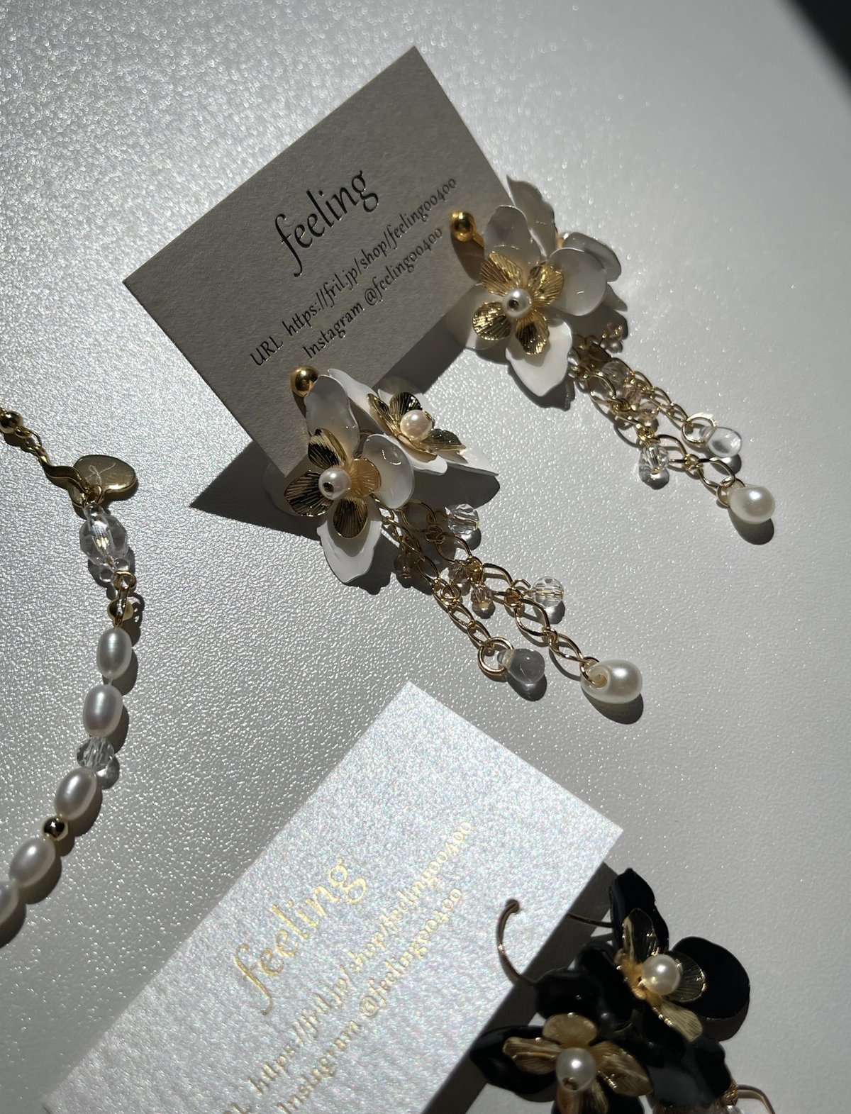 ポメころび ♦︎14kgfフローライトフラワーカービングフープイヤリング flower occasion mini series | feeling