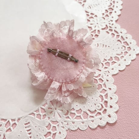 Fancy Cake brooch