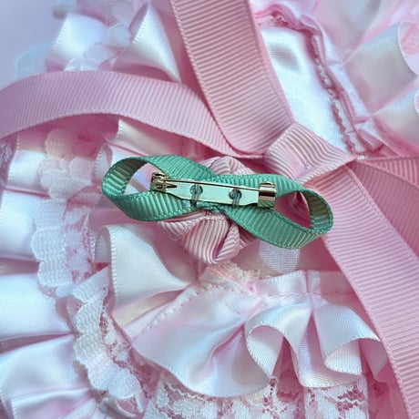 FRILL HOLIC